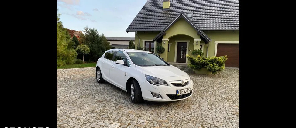 Opel Astra cena 25900 przebieg: 152000, rok produkcji 2010 z Leszno małe 22